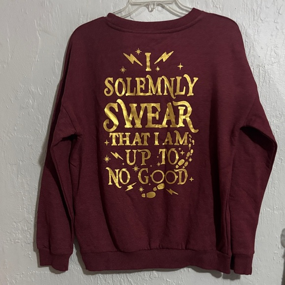 Wizarding World Harry Potter Hogwarts Maroon Sweatshirt Size M - Picture 4 of 7
